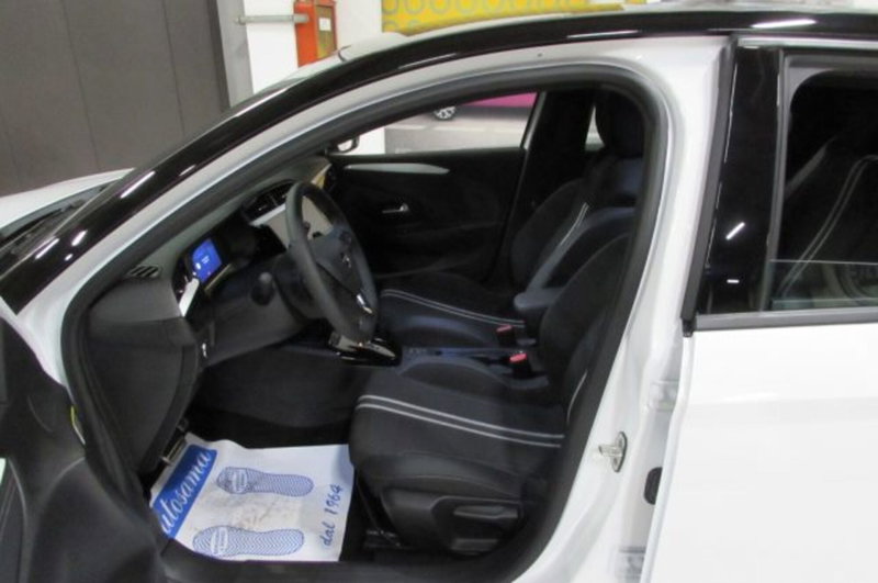 Opel Corsa usata a Milano (6)