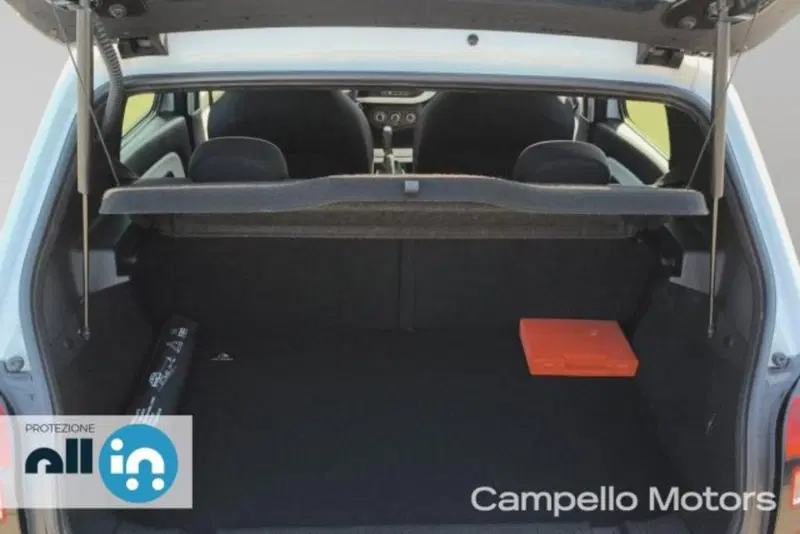 Renault Twingo usata a Venezia (16)