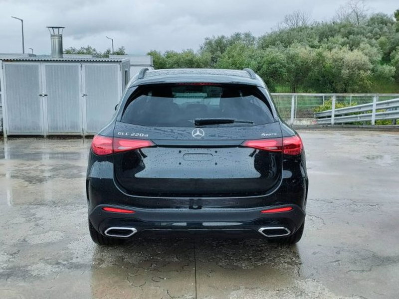 Mercedes-Benz GLC SUV nuova a Teramo (4)