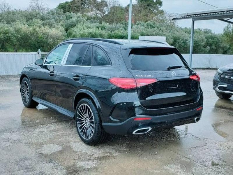 Mercedes-Benz GLC SUV nuova a Teramo (7)