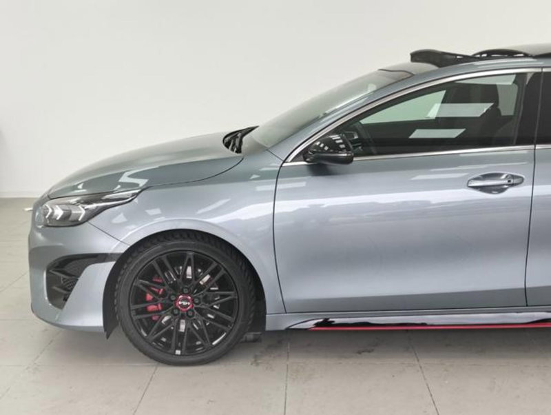 Kia ProCeed usata a Como (8)