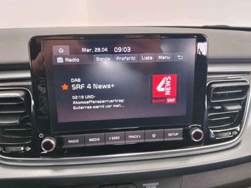 Kia Rio usata a Como (13)