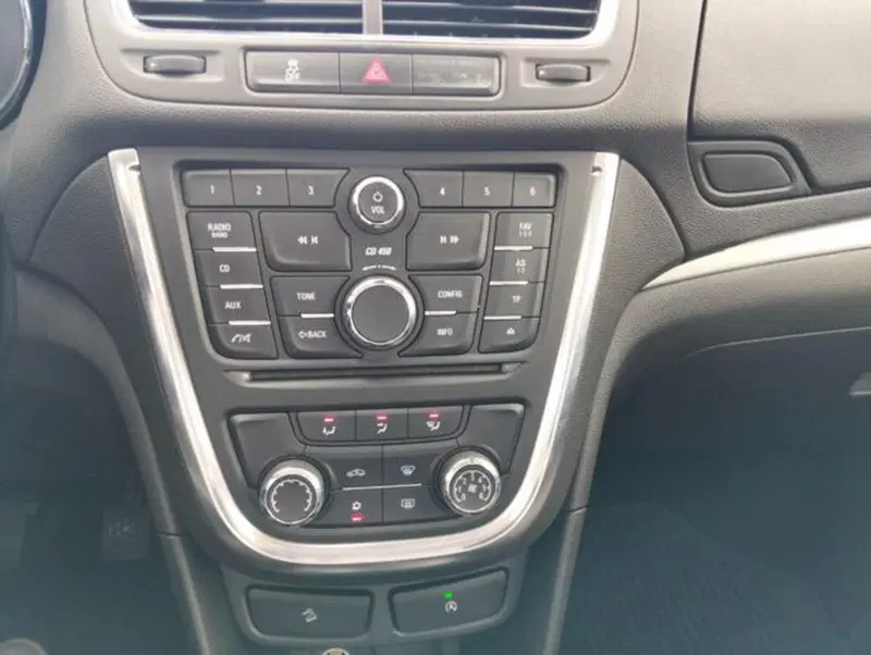 Opel Mokka usata a Como (12)