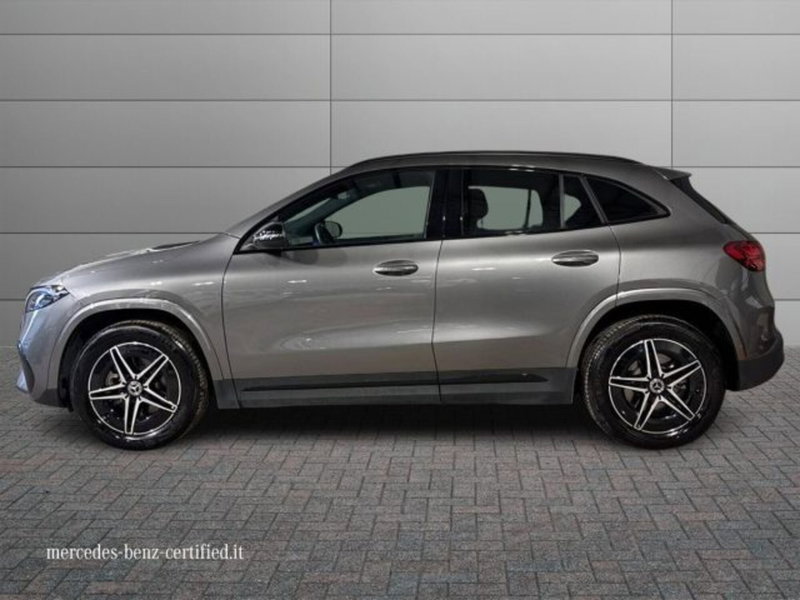 Mercedes-Benz EQA usata a Bologna (6)