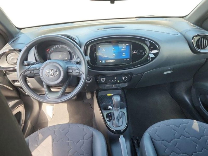 Toyota Aygo X usata a Roma (7)