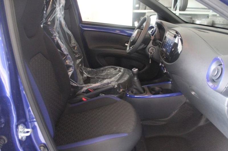 Toyota Aygo X usata a Roma (7)