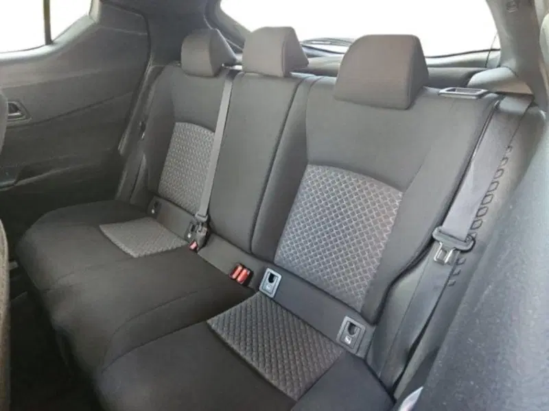 Toyota Toyota C-HR usata a Roma (10)