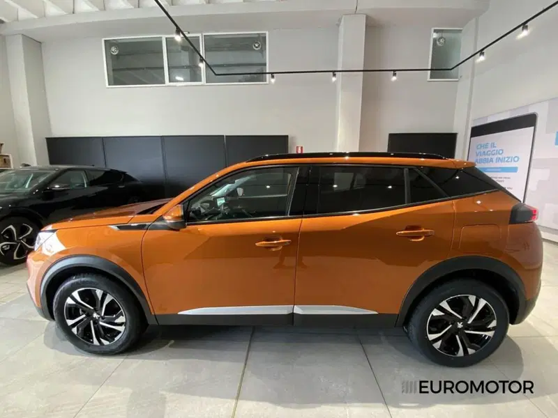 Peugeot 2008 usata a Bari (10)