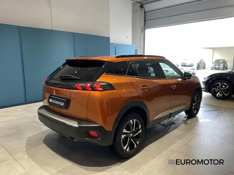 Peugeot 2008 usata a Bari (7)