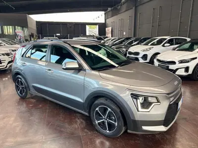 Kia Niro 1.6 GDi DCT HEV Business del 2022 usata a Pesaro