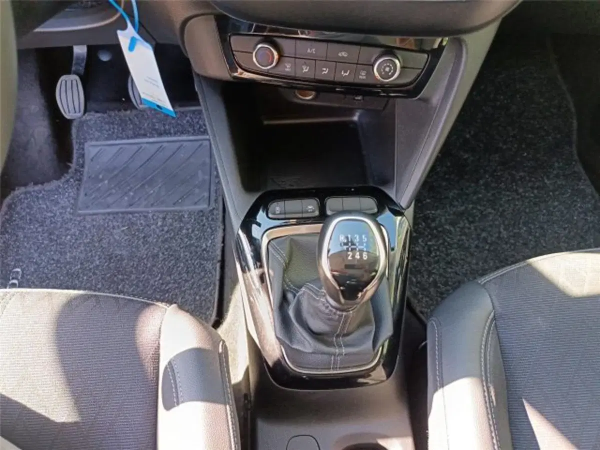 Opel Corsa usata a Bari (17)