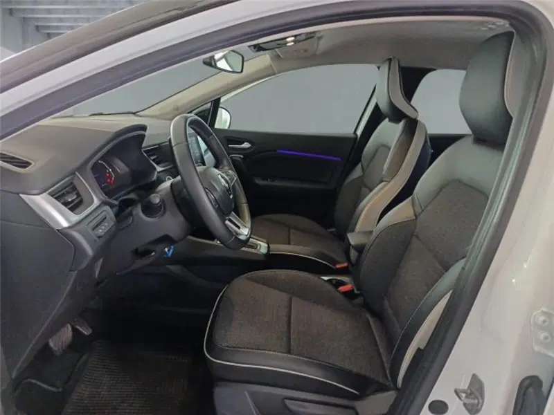 Renault Captur usata a Bari (11)