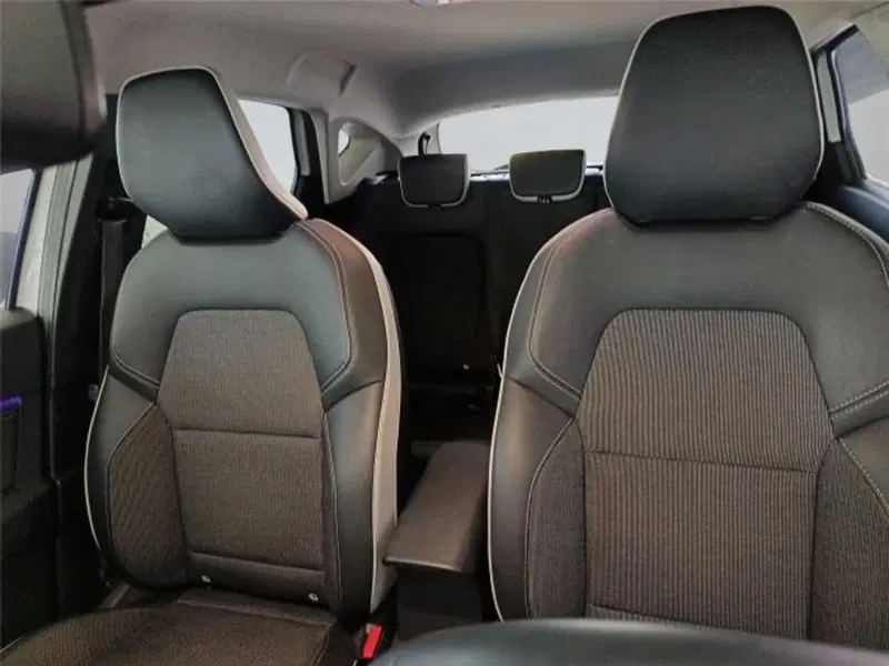 Renault Captur usata a Bari (19)