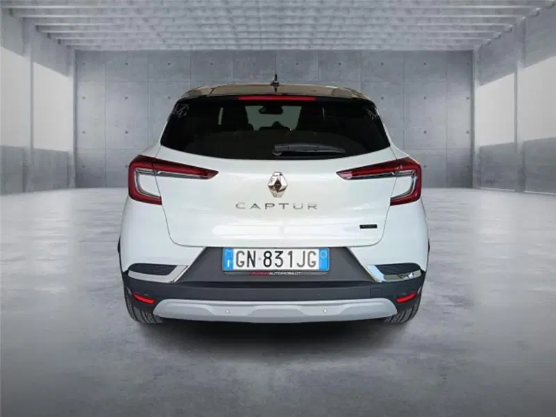 Renault Captur usata a Bari (5)