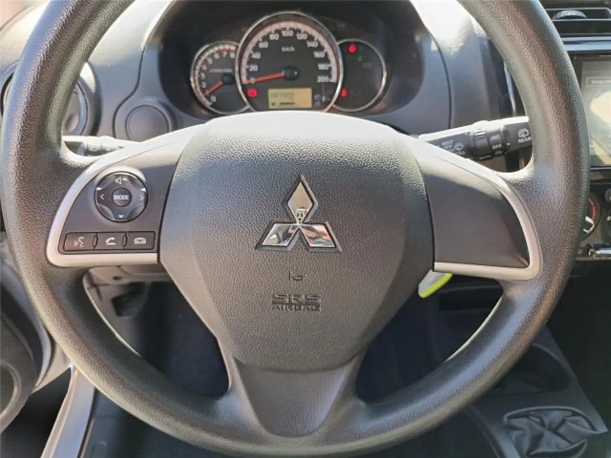 Mitsubishi Space Star usata a Bari (14)