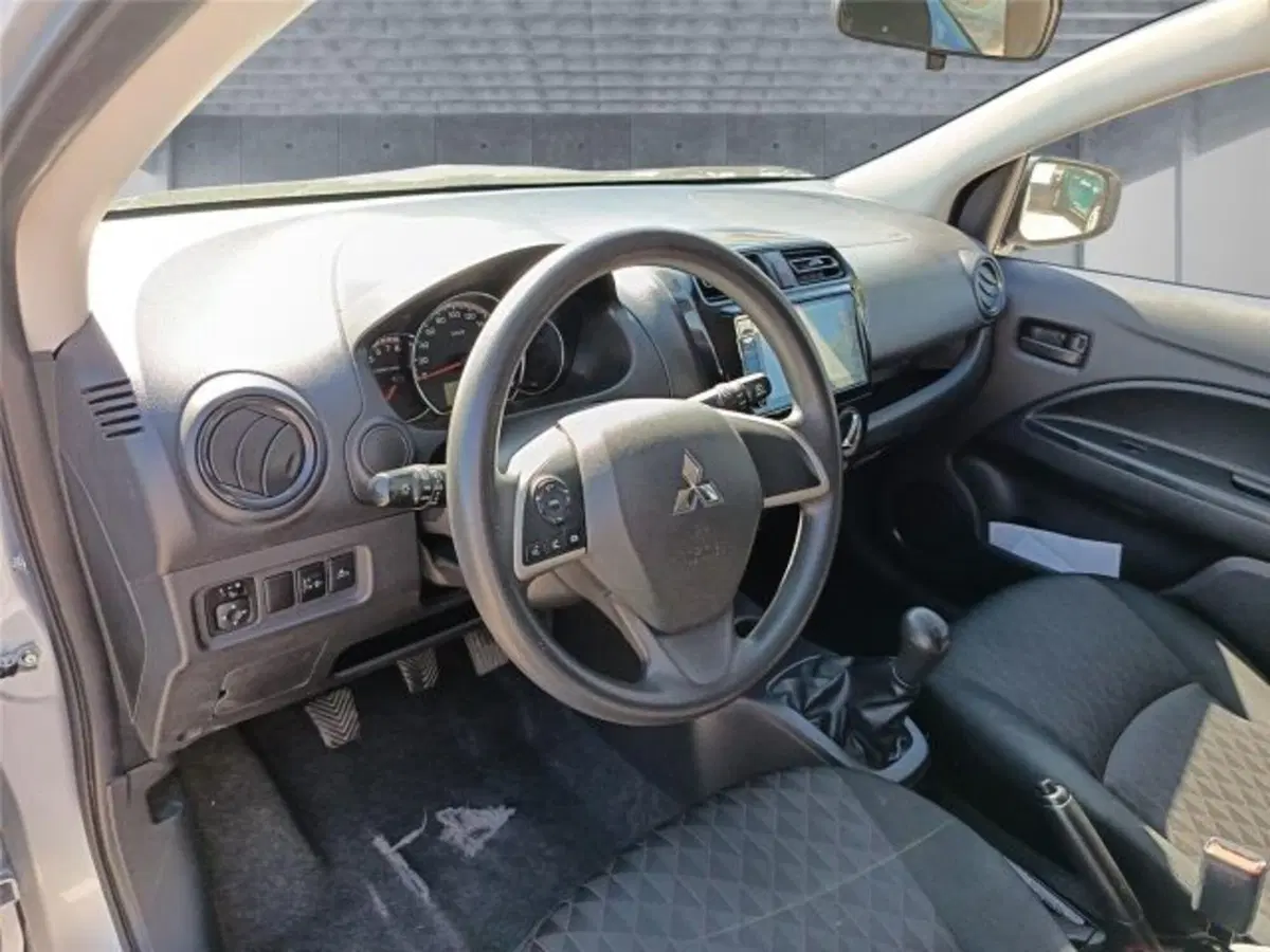Mitsubishi Space Star usata a Bari (9)