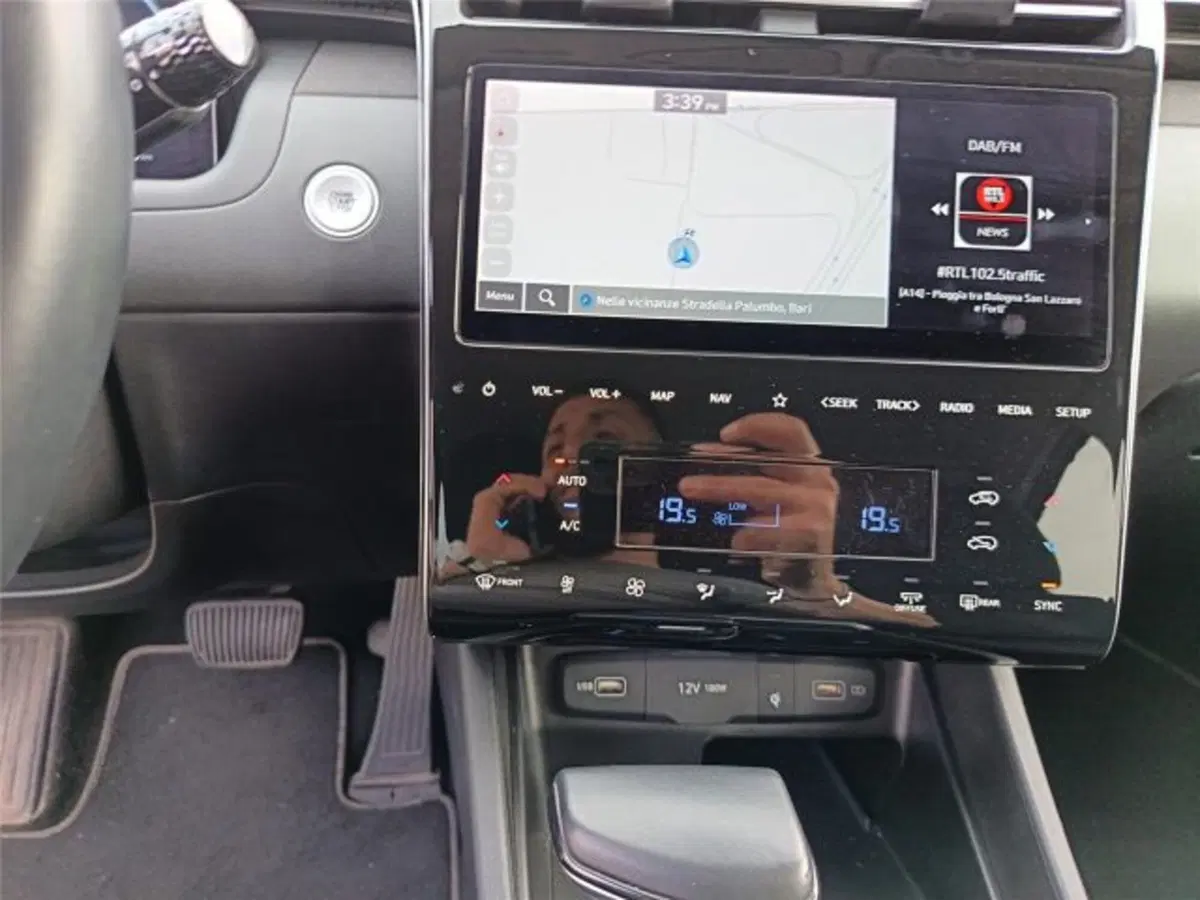 Hyundai Tucson usata a Bari (17)