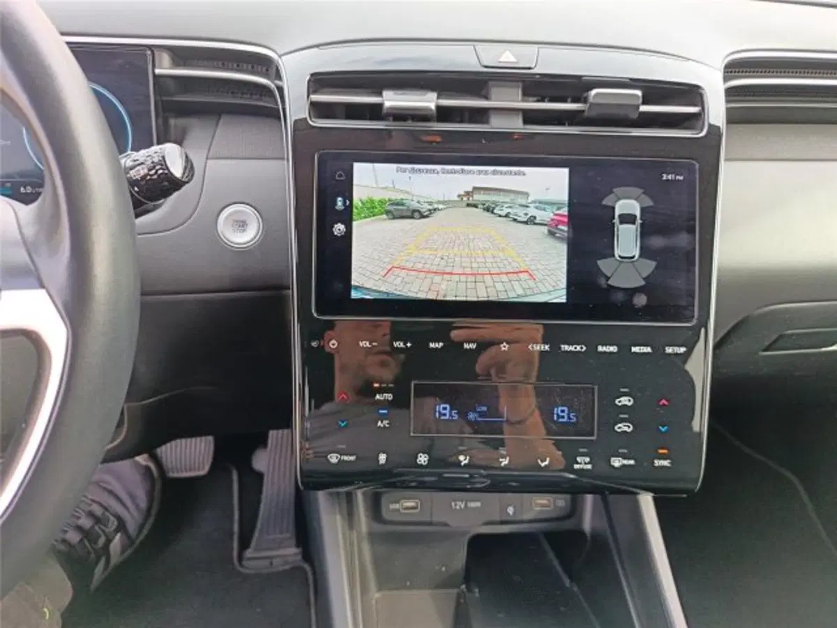 Hyundai Tucson usata a Bari (18)