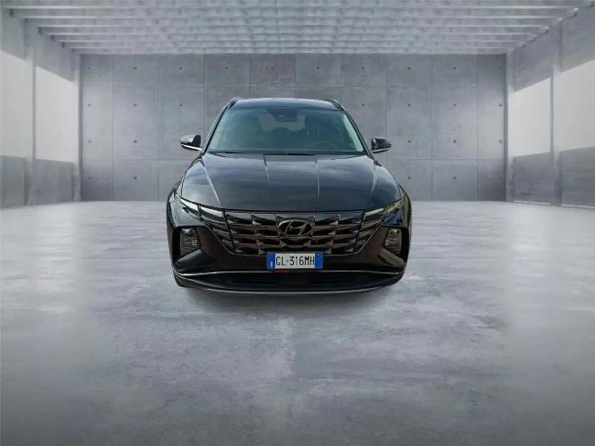 Hyundai Tucson usata a Bari (2)