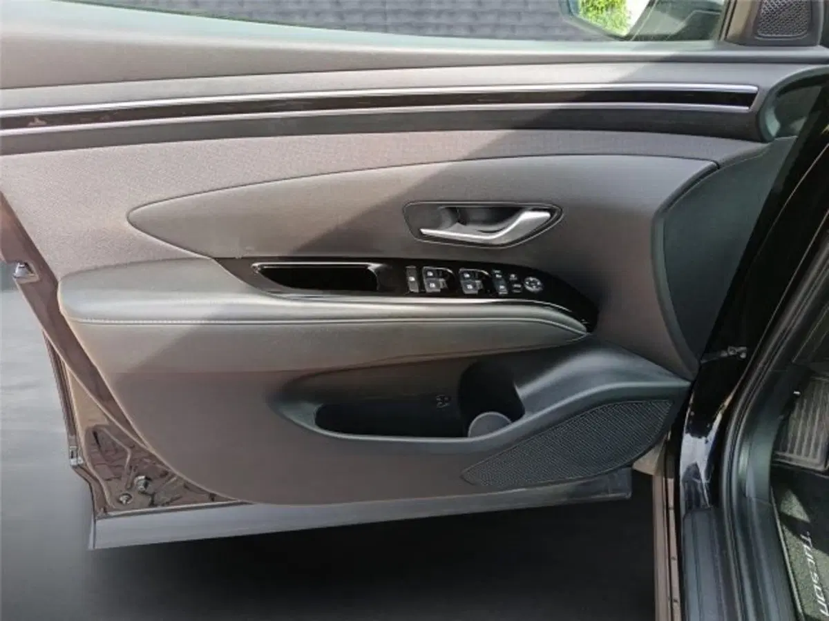 Hyundai Tucson usata a Bari (9)