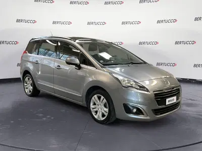 Peugeot 5008 BlueHDi 120 S&amp;S Allure del 2016 usata a Verona