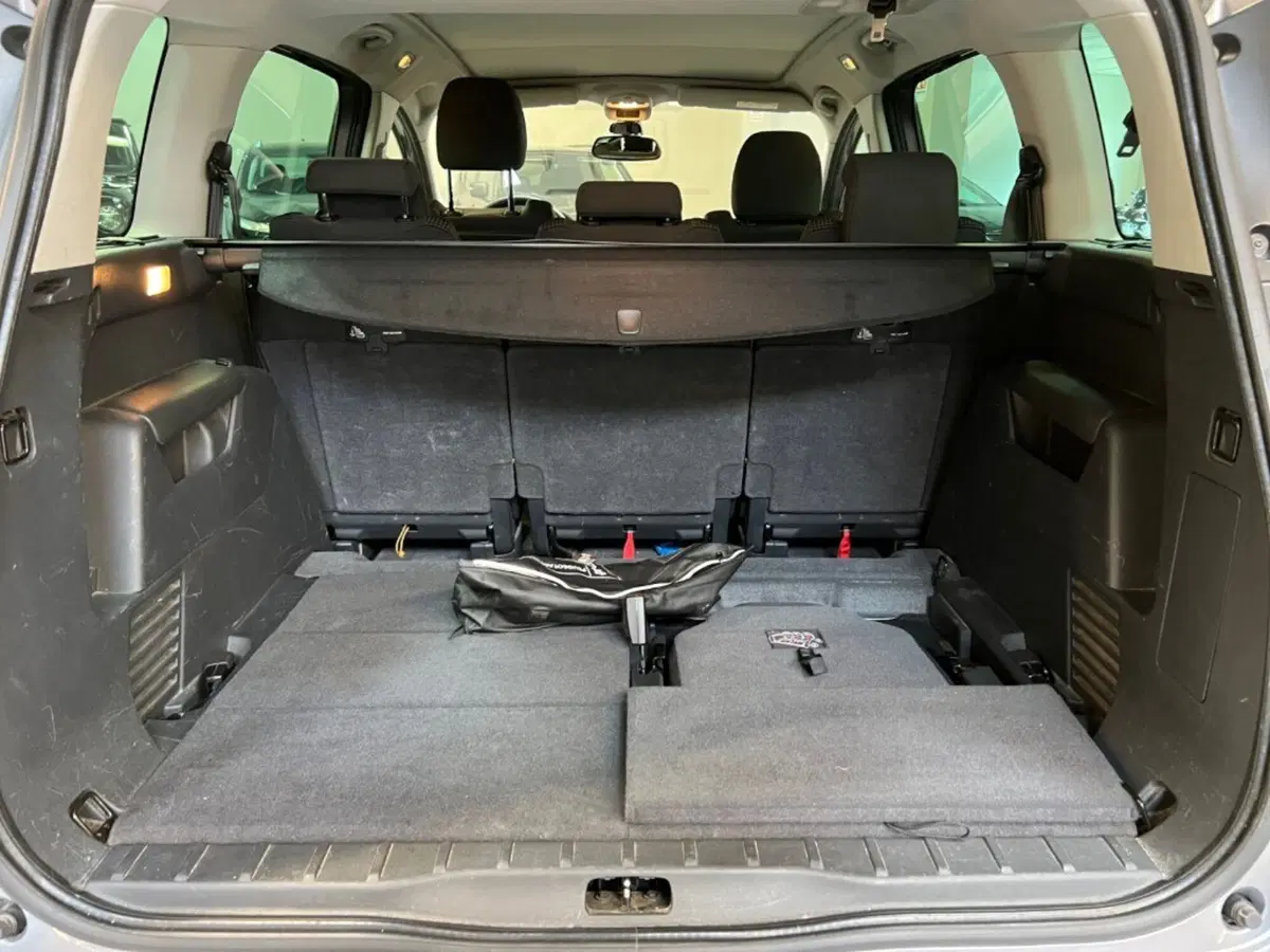 Peugeot 5008 usata a Verona (11)