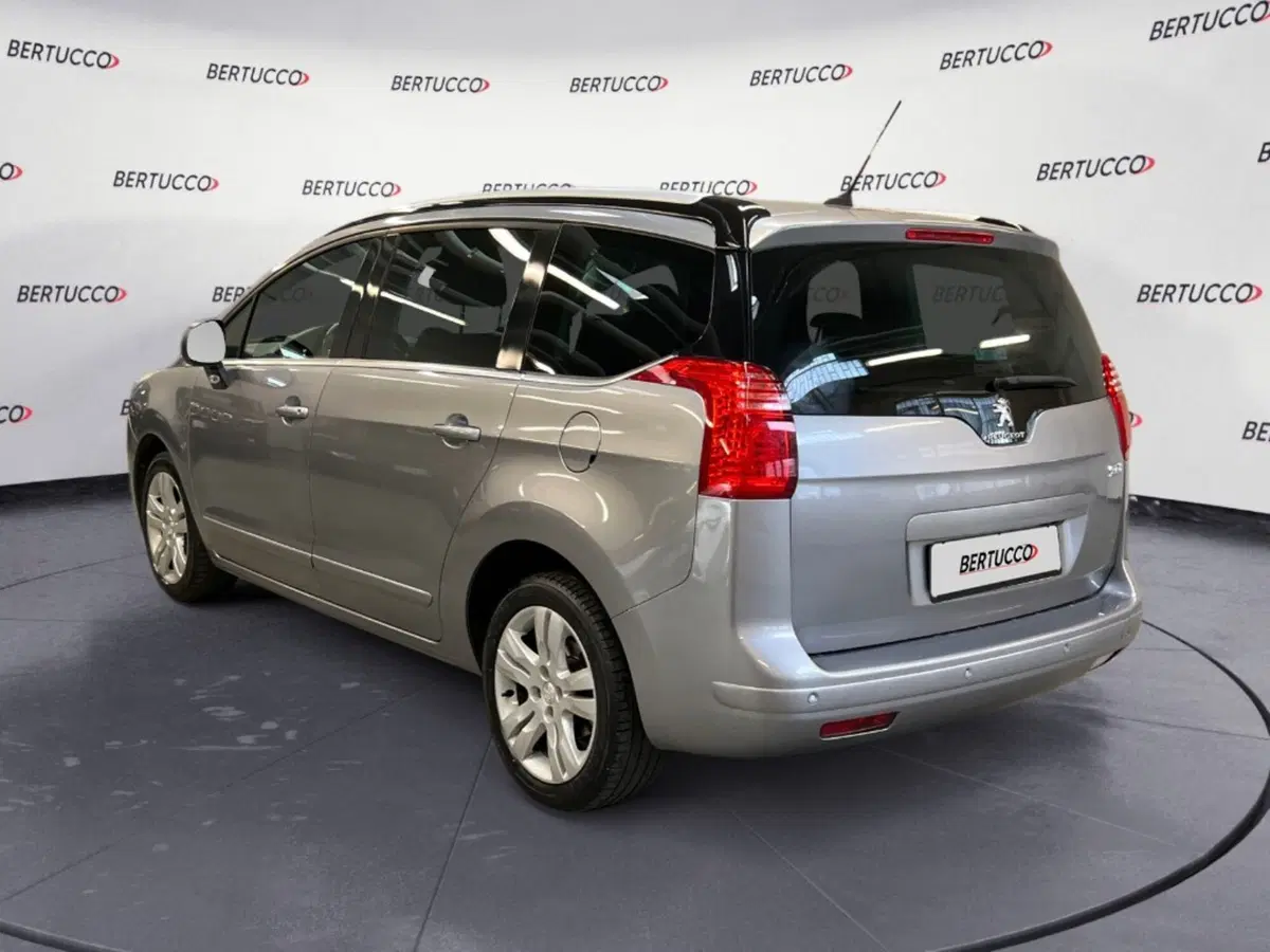 Peugeot 5008 usata a Verona (3)