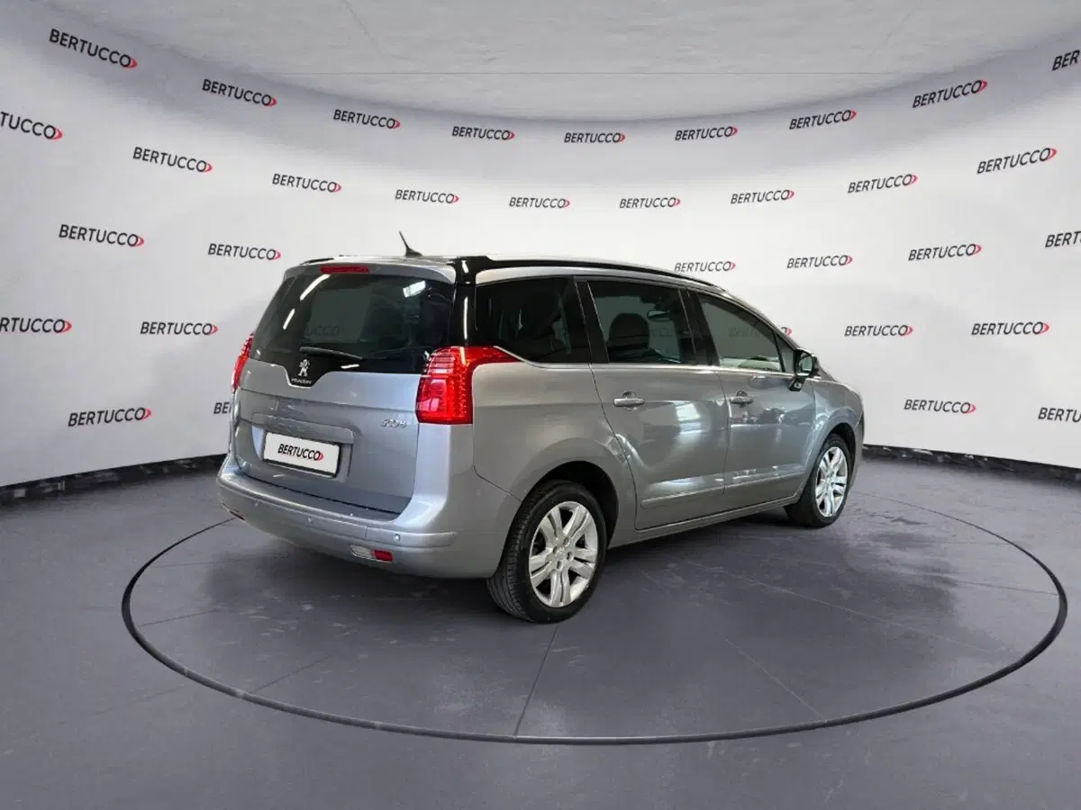 Peugeot 5008 usata a Verona (4)