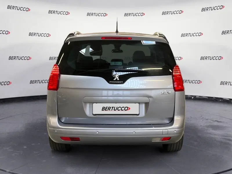 Peugeot 5008 usata a Verona (5)