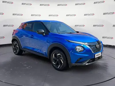 Nissan Juke 1.6 hev N-Connecta del 2023 usata a Verona