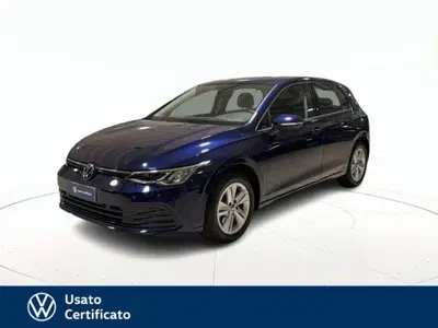 Volkswagen Golf 1.0 eTSI EVO DSG Life del 2024 usata a Arzignano