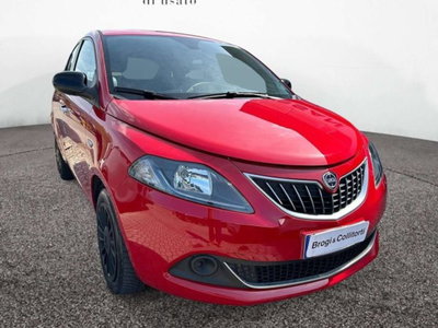 Lancia Ypsilon 1.0 FireFly 5 porte S&amp;S Hybrid Ecochic Silver del 2021 usata a Empoli
