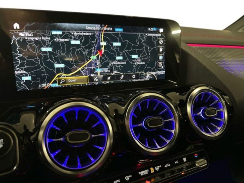 Mercedes-Benz EQA usata a Avellino (12)