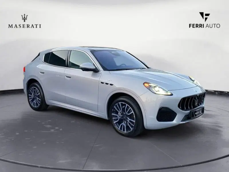 Maserati Grecale usata a Udine (4)