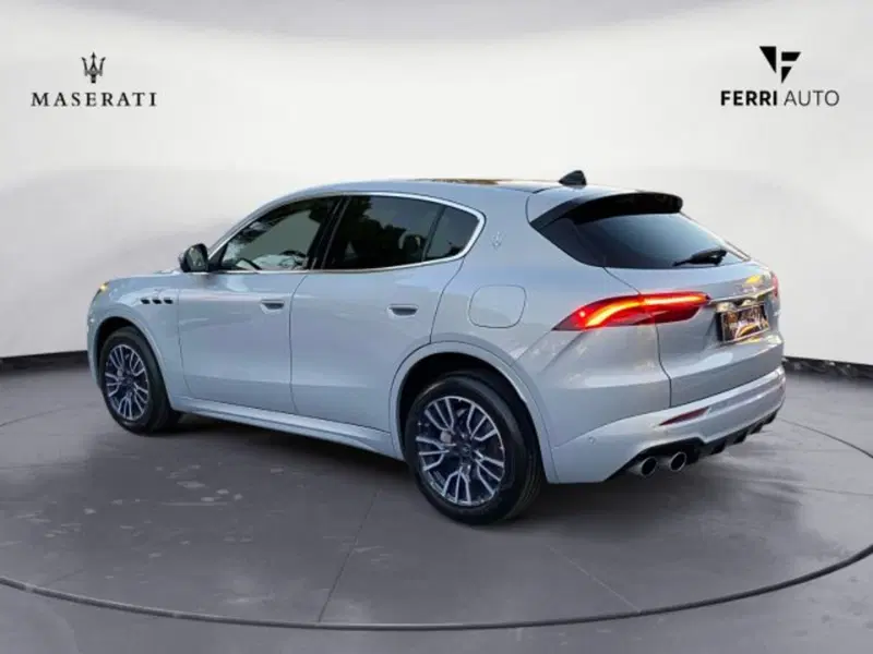 Maserati Grecale usata a Udine (5)