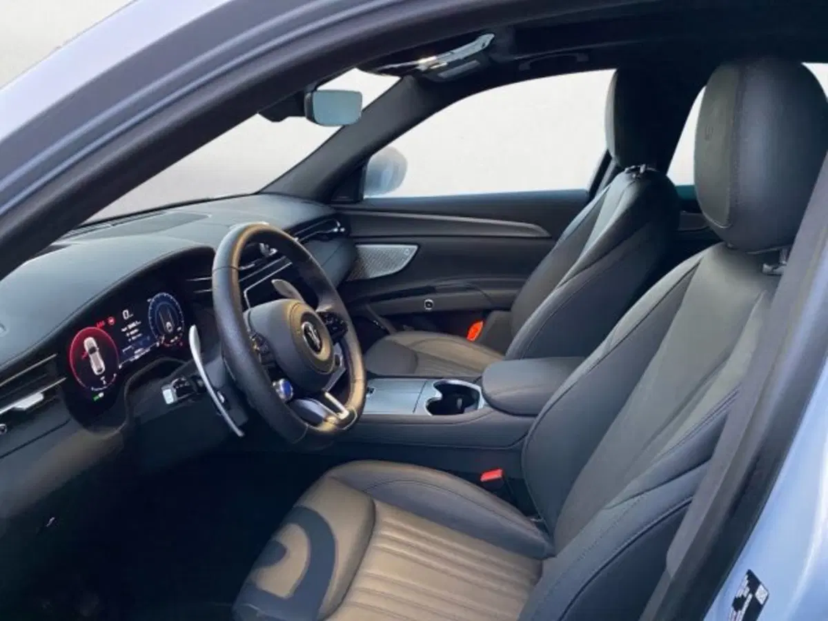 Maserati Grecale usata a Udine (8)