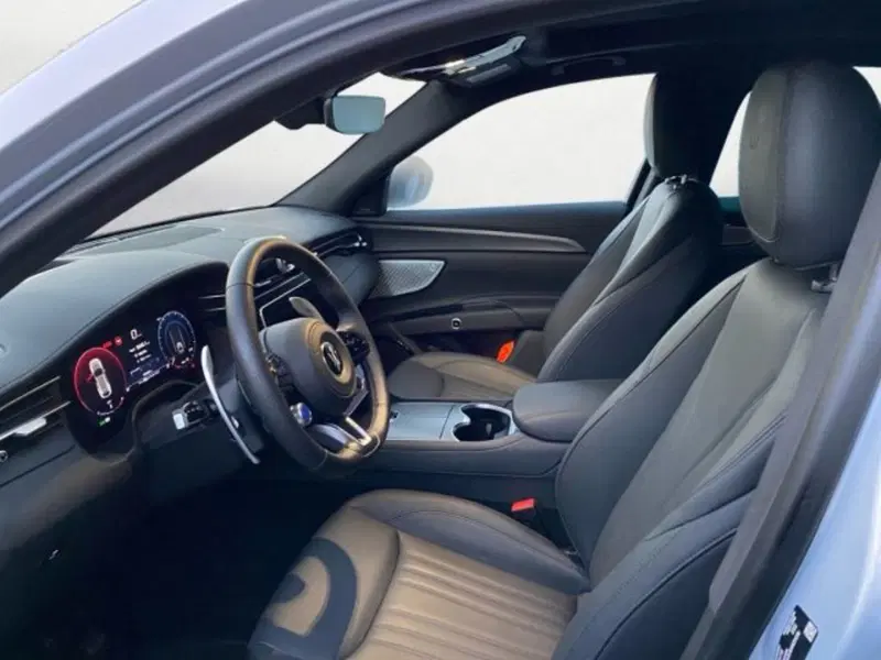 Maserati Grecale usata a Udine (8)
