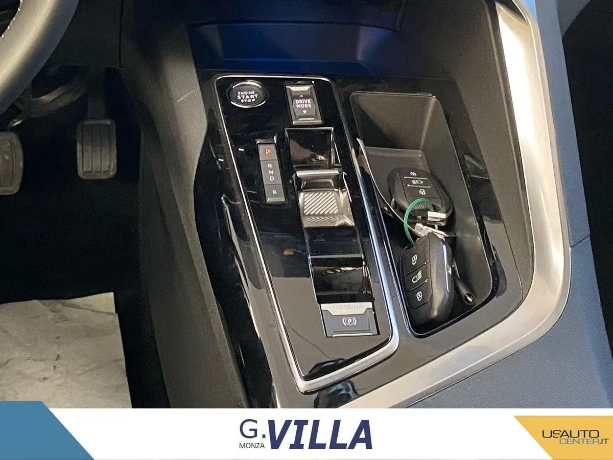 Peugeot 3008 nuova a Monza e Brianza (10)