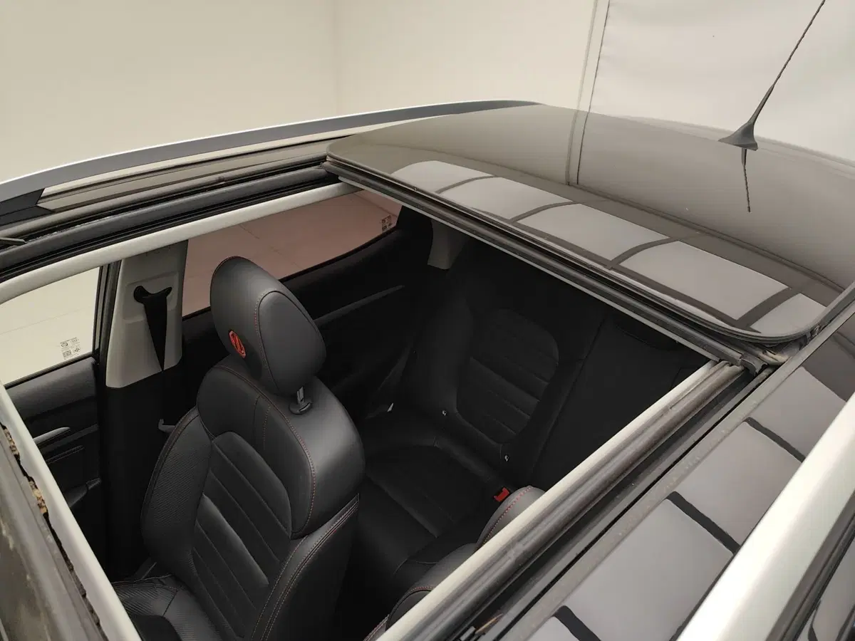 Mg ZS usata a Como (16)
