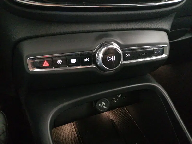 Volvo XC40 usata a Roma (15)
