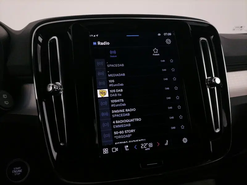 Volvo XC40 usata a Roma (18)