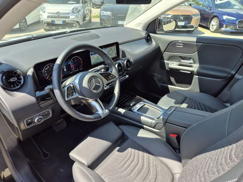 Mercedes-Benz GLA SUV usata  (6)