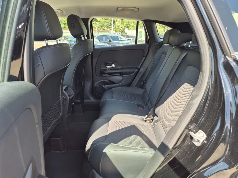 Mercedes-Benz GLA SUV usata  (7)