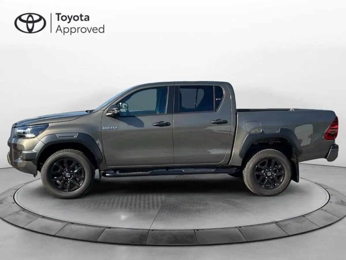 Toyota Hilux nuova a Vicenza (4)
