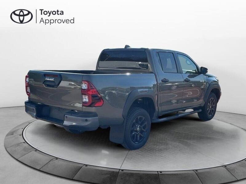 Toyota Hilux nuova a Vicenza (7)