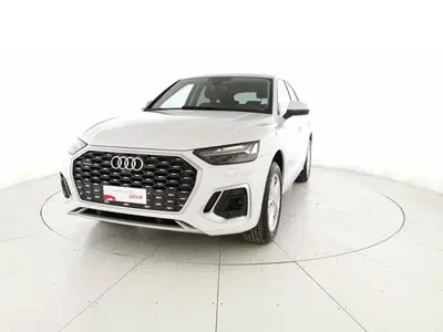 Audi Q5 Sportback Sportback 40 2.0 tdi mhev 12V quattro s-tronic del 2021 usata a Lanciano
