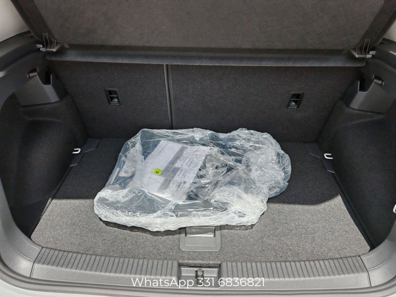Volkswagen T-Cross nuova a Palermo (17)