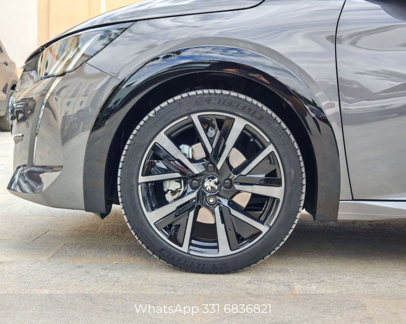 Peugeot 208 usata a Palermo (6)