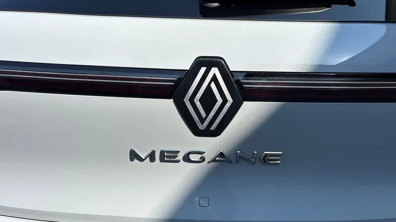 Renault Megane E-Tech Electric usata a Parma (12)