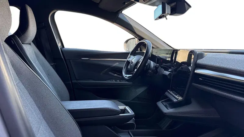 Renault Megane E-Tech Electric usata a Parma (16)